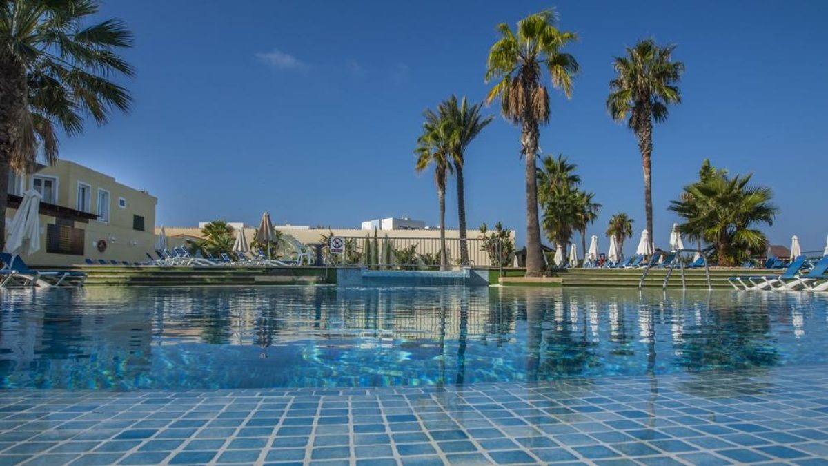 Marinda Garden Aparthotel Cala en Bosch Dış mekan fotoğraf